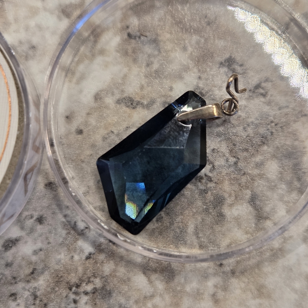 Swarovski Blue Shadow Crystal Pendant - Picture 3 of 4